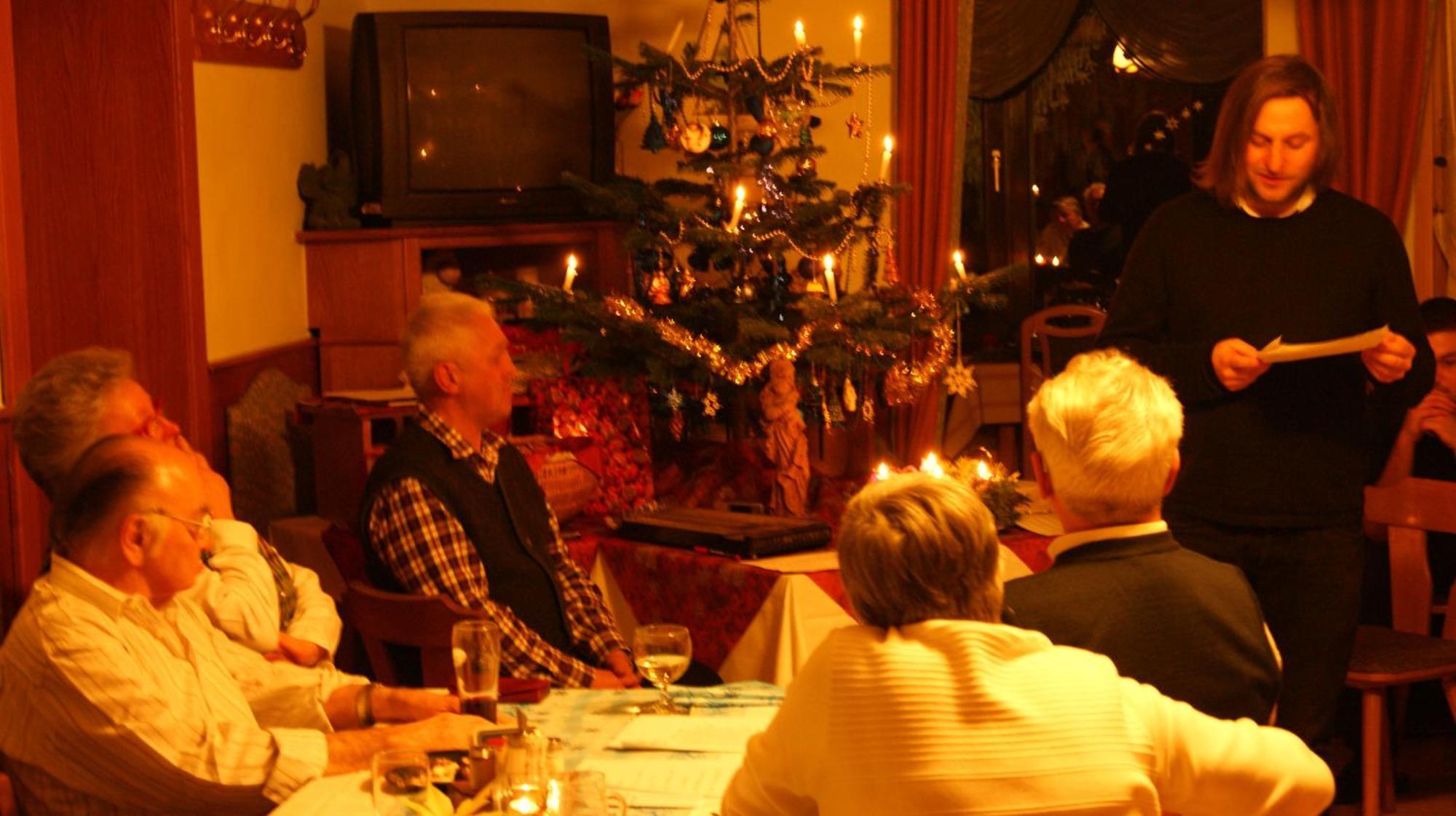Gasthof Pension St. Wolfgang Kirchberg am Wechsel Buitenkant foto